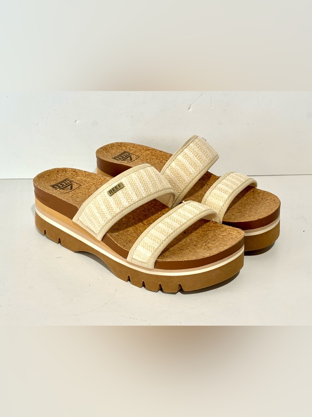 Reef Cushion Vista Higher Sandal Slide on Flip Flop Size 9.5 EUC